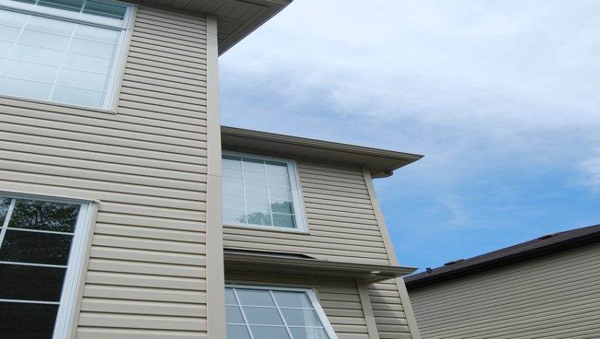 Home Vinyl Siding in Calgary