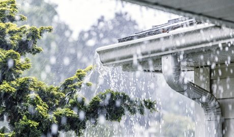 Why You Should Check Your Eavestrough After Winter & Before Summer