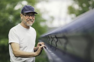 How to Clean Your Eavestrough