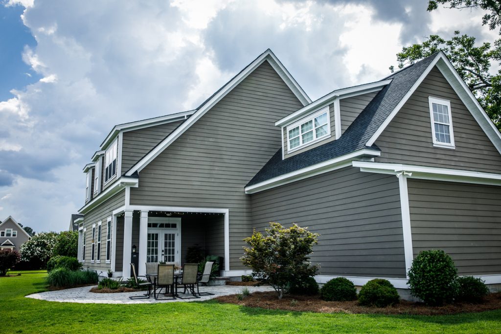 Side and real view of craftsman house