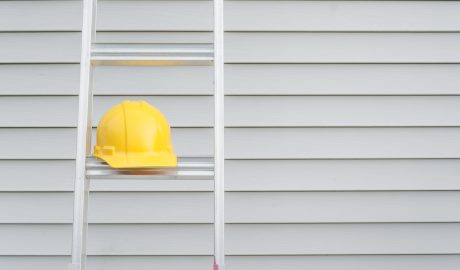 How is Siding Removed?